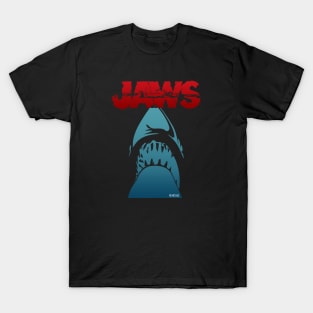 JAWS - GREAT WHITE DANGEROUS SHARK color T-Shirt